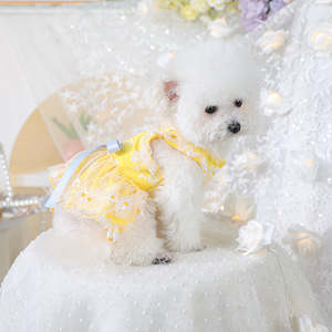 PETCIRCLE Vêtements pour animaux de compagnie printemps/été pour chiens et chats, robes d'été à fleurs et voiles - Product Image 4
