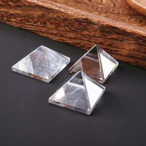 Bán Buôn Đánh Bóng Tinh Thể Màu Trắng Đá Tự Nhiên Rõ Ràng Thạch Anh Kim Tự Tháp Cho Thiền Home Văn Phòng Trang Trí Nội Thất Tình Yêu Quà Tặng - Product Image 5