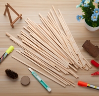 Vente en gros d'usine : Tiges en bois carrées non finies, robustes, écologiques, réutilisables, de haute qualité et conformes aux normes de sécurité, pour l'artisanat DIY
