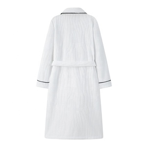 Accappatoio di Lusso in Pile con Collo a Scialle Personalizzabile per Uomo e Donna, Uso Domestico e Alberghiero - Product Image 3