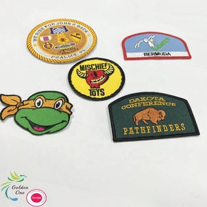 Sıcak satış özel serin moral tasarımcı giyim dokuma tam Logo demir nakış rozetleri yamalar ceketler şapka şönil kumaş PVC - Product Image 2