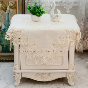 Nappe <span class=keywords><strong>de</strong></span> chevet <span class=keywords><strong>de</strong></span> luxe beige en dentelle, style européen, brodée, protège-poussière pour <span class=keywords><strong>table</strong></span> <span class=keywords><strong>de</strong></span> nuit, couvre-<span class=keywords><strong>table</strong></span> carré pour la décoration intérieure - Product Image 6
