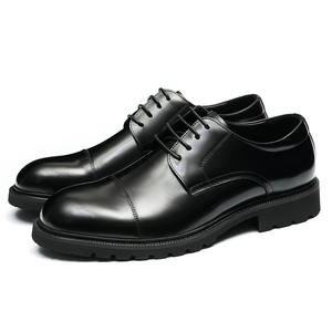 Winter Luxury High Quality Fashionable Breathable Waterproof Closed Formal Lace Handcrafted Genuine Leather Wood Grain Men's - Product Image 1