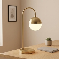 Lampe de table LED moderne nordique en fer et verre, idéale pour chambre, bureau, salon ou chevet
