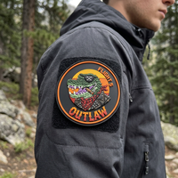Patch 3D PVC personnalisé Gator OUTLAW, badge moral tactique imperméable à scratch pour sacs à dos, vestes et équipements