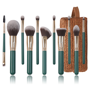 El Set de Brochas de Maquillaje Premium de 11 Piezas de la Serie Verde Viene con un Esquema de Colores Novedoso y Materiales de Alta Calidad - Product Image 1