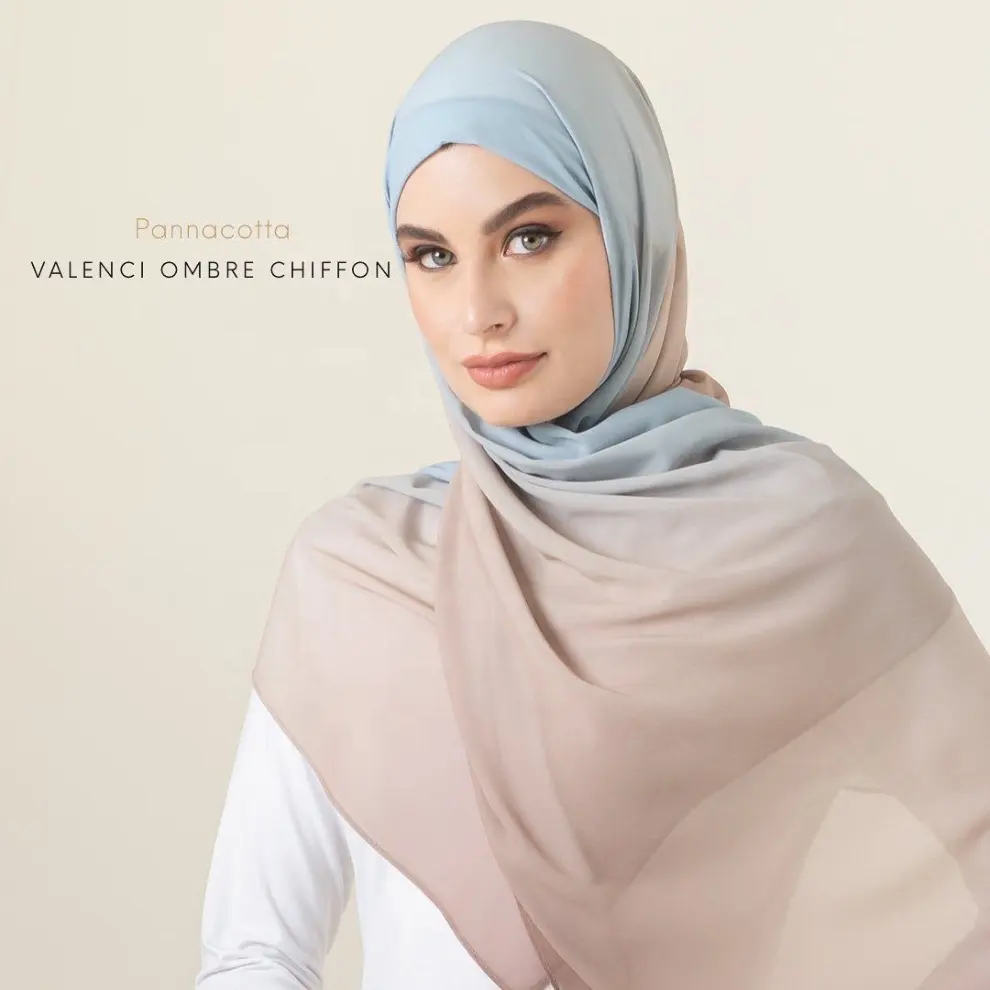 Rita Oem 2024 Nieuw Ontwerp Hijab Ademend En Zacht Groot Formaat Kleurrijke Ombre Chiffon Hijab Sjaal