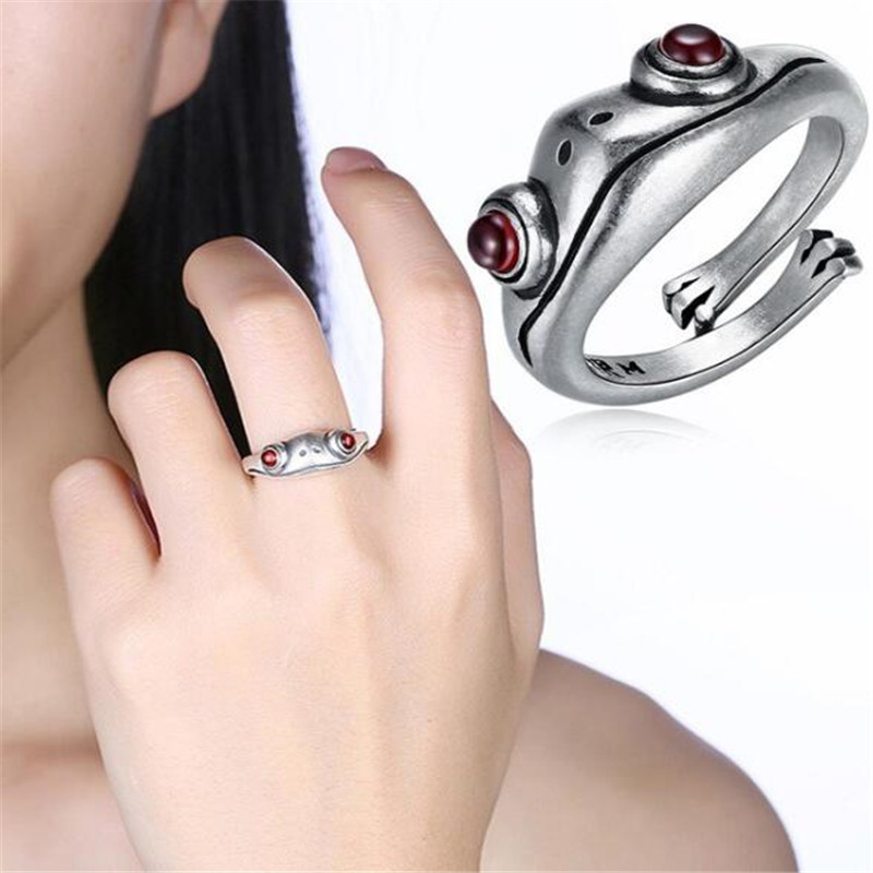 frog proposal ring