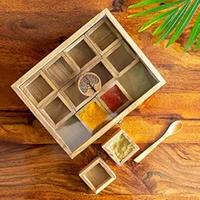 Organisateur d'épices en bois décoratif en gros avec couvercle gravé, boîte de rangement de cuisine polyvalente pour herbes, fruits secs et thé