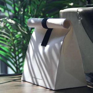 Bolsa de Papel de Lujo con Impresión Personalizada, Precio al por Mayor, Novedad 2024, Embalaje de Regalo con Adhesivo de Doble Cara - Product Image 3