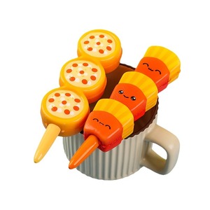 ปากกาบีบคลายเครียดรูปเบอร์เกอร์และเฟรนช์ฟรายส์น่ารัก ทำจาก TPE นุ่ม พกพาสะดวก ของเล่นสำหรับเด็กอายุ 8-13 ปี เหมาะสำหรับทุกเพศทุกวัย ใช้เป็นเครื่องเขียนเพื่อการเรียนรู้ - Product Image 2