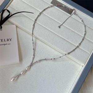 Collar de Perlas de Agua Dulce con Inyección de Oro de 14K, Estilo Dinámico y Moderno, Diseño de Espina de Serpiente con Forma de Arroz, Popular en Xiaohongshu - Product Image 3