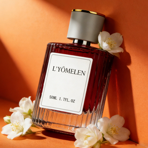 Perfume en Spray Orgánico al Por Mayor, Ecológico, a Base de Plantas Naturales, con Aroma Cítrico Fresco, Especiado, Floral y Frutal para Mujer - Product Image 2