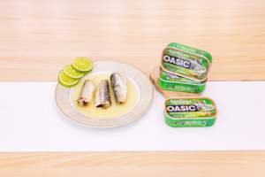 <span class=keywords><strong>Sardina</strong></span> enlatada de pescado de <span class=keywords><strong>lata</strong></span> de mariscos de <span class=keywords><strong>buena</strong></span> calidad OEM <span class=keywords><strong>en</strong></span> aceite vegetal 125g fácil de abrir - Product Image 2