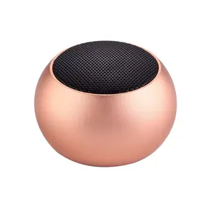 Vente chaude Professionnel Basse Métal Mini Portable Rond Mobile Musique Subwoofer Bocinas Bluetooth Haut-Parleur Sans Fil Avec Radio FM