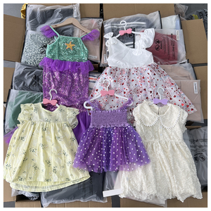 Vestidos para Niñas, Ropa Infantil Usada Mixta, Inventario de Ropa Infantil de Verano con Estampados de Dibujos Animados, Estilo Casual, Envío Aleatorio - Product Image 3