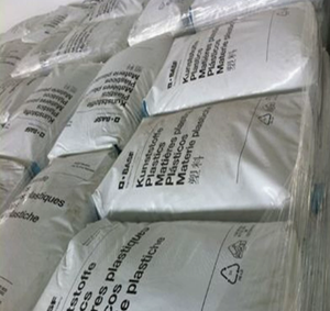 Gránulos de Poliamida Nylon PA6 B3UG4 Reforzados con Fibra de Vidrio, Resistentes al Fuego y Libres de Halógenos - Product Image 3
