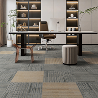 Dalles de moquette en nylon pour trafic intensif, ignifuges B1, antidérapantes, base en PVC, pour aéroports, centres de conférence, dalles de moquette modulaires