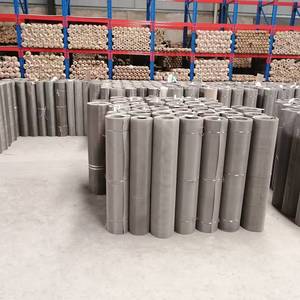 Grillage soudé en acier galvanisé à mailles carrées pour cages à oiseaux et lapins, panneau de clôture anti-pigeons - Product Image 4