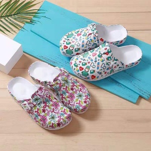 All'ingrosso <span class=keywords><strong>pantofole</strong></span> mediche personalizzate per le donne di alta qualità impermeabile infermiere zoccoli EVA soletta morbida femmina non antiscivolo <span class=keywords><strong>pantofole</strong></span> diapositive - Product Image 2