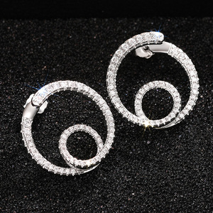 Orecchini a Perno con Linee Geometriche per Donne, Eleganti e Semplici per Uso Quotidiano, Gioielli alla Moda - Product Image 2