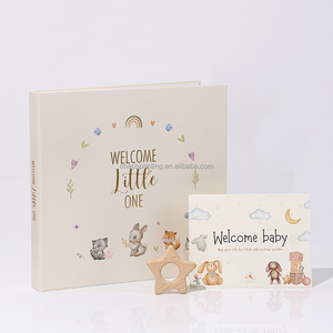 Impression personnalisée de jolies pages intérieures épaisses au design mignon pour les cinq premières années du carnet de souvenirs de bébé. - Product Image 5