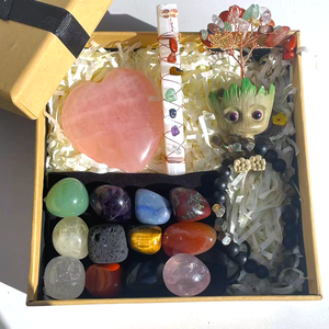 Vente en gros de pierres de cristal de guérison spirituelle naturelle, pierres roulées, sculptures de cœur en quartz rose, bracelet, ensemble d'artisanat en cristal - Product Image 1