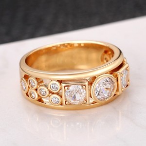 Anello Geometrico Rotondo Quadrato per Uomo e Donna, Accessorio da Dito Semplice e alla Moda per Uso Quotidiano - Product Image 6
