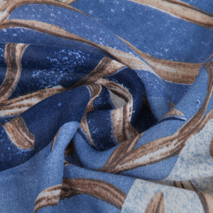 Pañuelo de Seda Satinada Ligero de 100 GSM para Mujer, 180x90cm, Estampado de Hojas de Doble Cara, Elegante y Suave, Chal de Moda - Product Image 4