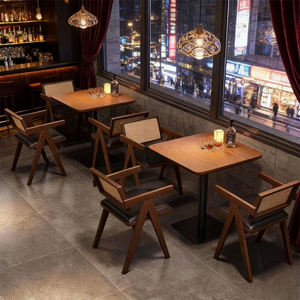 Conjunto de Mesa y Sillas de Bar Estilo Retro, Material PU, Diseño Moderno, Personalizado para Pequeños Bares, Cafeterías, Restaurantes Occidentales - Product Image 2