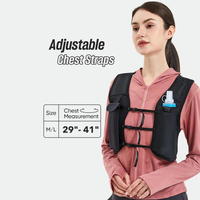 Gilet d'hydratation en nylon imperméable personnalisé, sangles de sterno-claviculaires élastiques réglables, gourde souple, design réfléchissant pour la course à pied