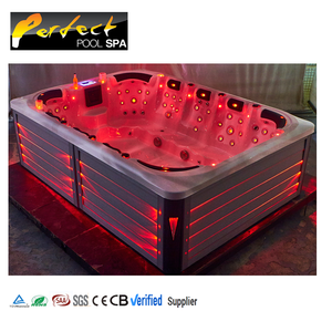 Jacuzzi Exterior Perfect Meredith sin Cloro - Product Image 1