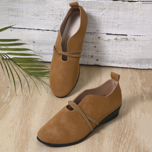 Nouvelles chaussures à enfiler en daim pour femme, grande taille, à talon compensé, vente en gros, taille 43 - Product Image 4