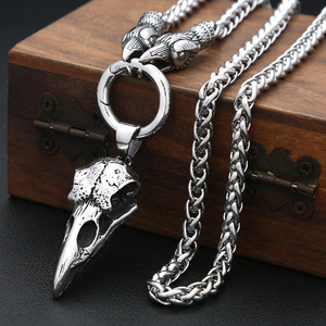 Yunnique Collier Pendentif Crâne de Corbeau en Acier Inoxydable pour Homme, Chaîne de Pull, Design Animal, Bijou Cadeau 60cm 70cm - Product Image 1