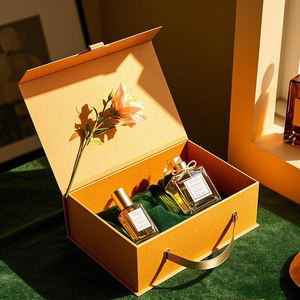 กล่องของขวัญกระดาษแข็งรีไซเคิลพร้อมฝาปิดแม่เหล็กเคลือบด้านยูวีโลโก้ตามสั่งสำหรับอาหารน้ำหอมเทียน - Product Image 5