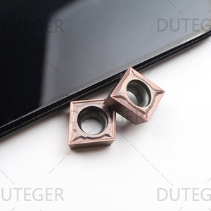 Plaquette en carbure DESKAR CCMT060204 MP pour tournage d'acier inoxydable, pièces de coupe de précision - Product Image 4