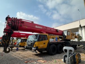 Grue sur camion Sany d'occasion de 80 tonnes de qualité supérieure avec une puissance de levage élevée - Product Image 2