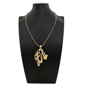 Collar con Colgante de Leopardo Chapado en Oro Zhuerrui, Collar de Cadena con Pantera con Manchas de Esmalte Negro para Mujer BK250257 - Product Image 1