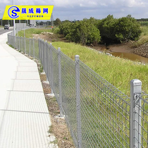 Clôture en treillis métallique Shencheng, treillis en acier 1800*3000mm, filet d'isolation enduit de PVC pour garde-corps de route - Product Image 3