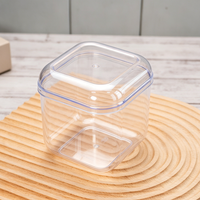 Boîte à dessert carrée transparente en plastique PS de qualité alimentaire avec couvercle à clipser empilable pour le stockage de mousse, de gâteaux et de macarons