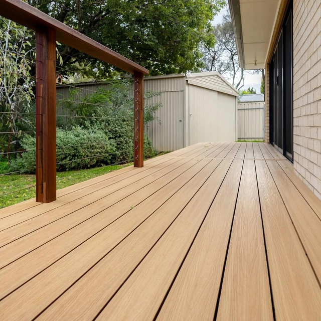 Low Maintenance Composite WPC Decking Tile with Wood Grain Surface Waterproof for Outdoor Garden & Living Room