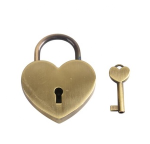 Bán buôn Chất lượng cao đầy màu sắc hình trái tim tình yêu khóa, ổ khóa với chìa khóa cho vải - Product Image 1