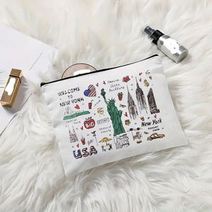 Trousse de Maquillage Personnalisée Grande Taille à Motif Souvenir de <span class=keywords><strong>New</strong></span> <span class=keywords><strong>York</strong></span>, Sac de <span class=keywords><strong>Voyage</strong></span> pour Articles de Toilette, Pochette Cosmétique, Cadeau pour Enterrement de Vie de Jeune Fille - Product Image 1