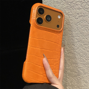 เคสโทรศัพท์หนังจระเข้แท้ทำมือ สำหรับ iPhone 14 15 16 17 Plus, เคส iPhone 17 Pro Max น่ารักสไตล์จระเข้ พร้อมเข็มกลัด - Product Image 1