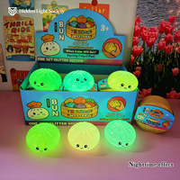 Vente en gros de jouets sensoriels doux arc-en-ciel, phosphorescents, grands et géants, scintillants, en forme de boulette mystère, anti-stress, en boîte surprise