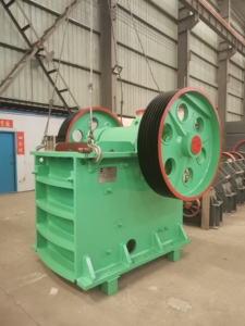 Frantoio a Mascelle di Alta Qualità per Frantumazione di Pietre e Rocce con Motore e Componenti Centrali - Product Image 6