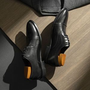 Nouvelles Chaussures Habillées Homme en Cuir Véritable Respirantes à Lacets et Bout Pointu – Collection Printemps-Été 2025 – Qualité Supérieure Prix Usine - Product Image 4