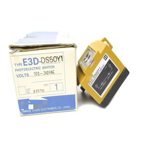 E3D-DS50Y1 NSMP แผงควบคุมการตั้งโปรแกรม PLC โดยเฉพาะระบบอัตโนมัติสำหรับงานอุตสาหกรรม - Product Image 1