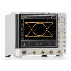 Oscilloscope HD Keysight DSOS054A 500 MHz 4 canaux analogiques Profondeur de mémoire maximale 8 millions de points Taux d'échantillonnage 20 GSa - Product Image 4