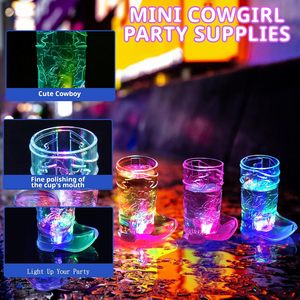 Collar con copa de vino LED en forma de bota, mini vaso de chupito, copa para bebidas espirituosas, para fiestas, que se ilumina - Product Image 5
